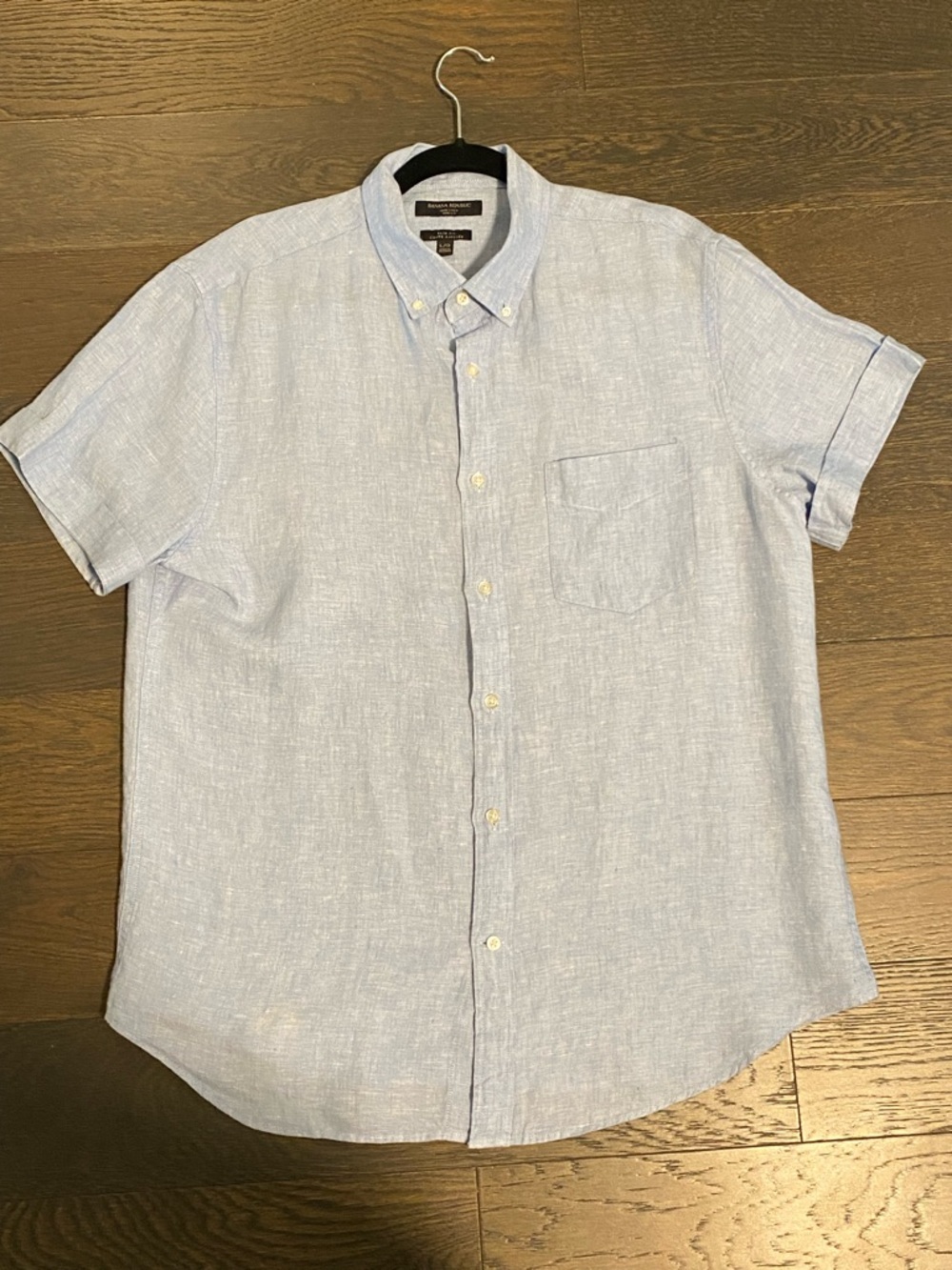 Banana Republic Light Blue Short-Sleeve Linen Button-Down
